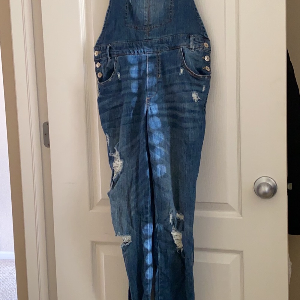 Overalls - Picture 2 of 6